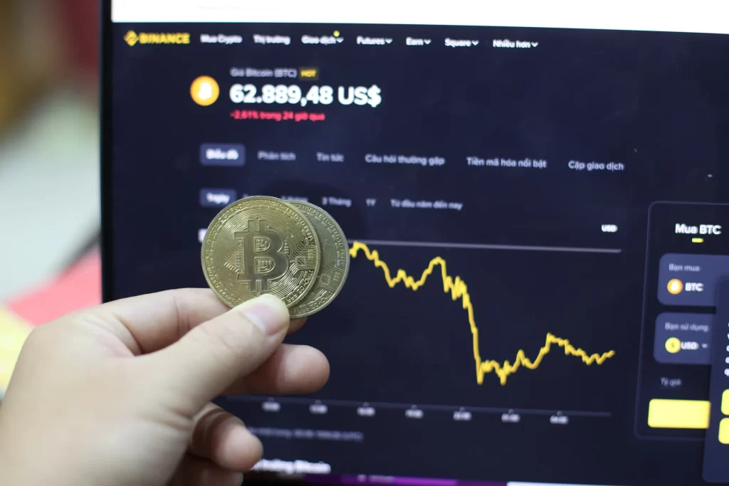 Giá Bitcoin Hôm Nay 19/06/2026: BTC Giảm Về 62.000 USD, Nguy Cơ Thủng Mốc 60.000 USD