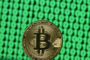 Giá Bitcoin hôm nay 23/10/2026 giảm xuống 81.909 USD dù ETF Bitcoin ghi nhận dòng vốn vào tích cực